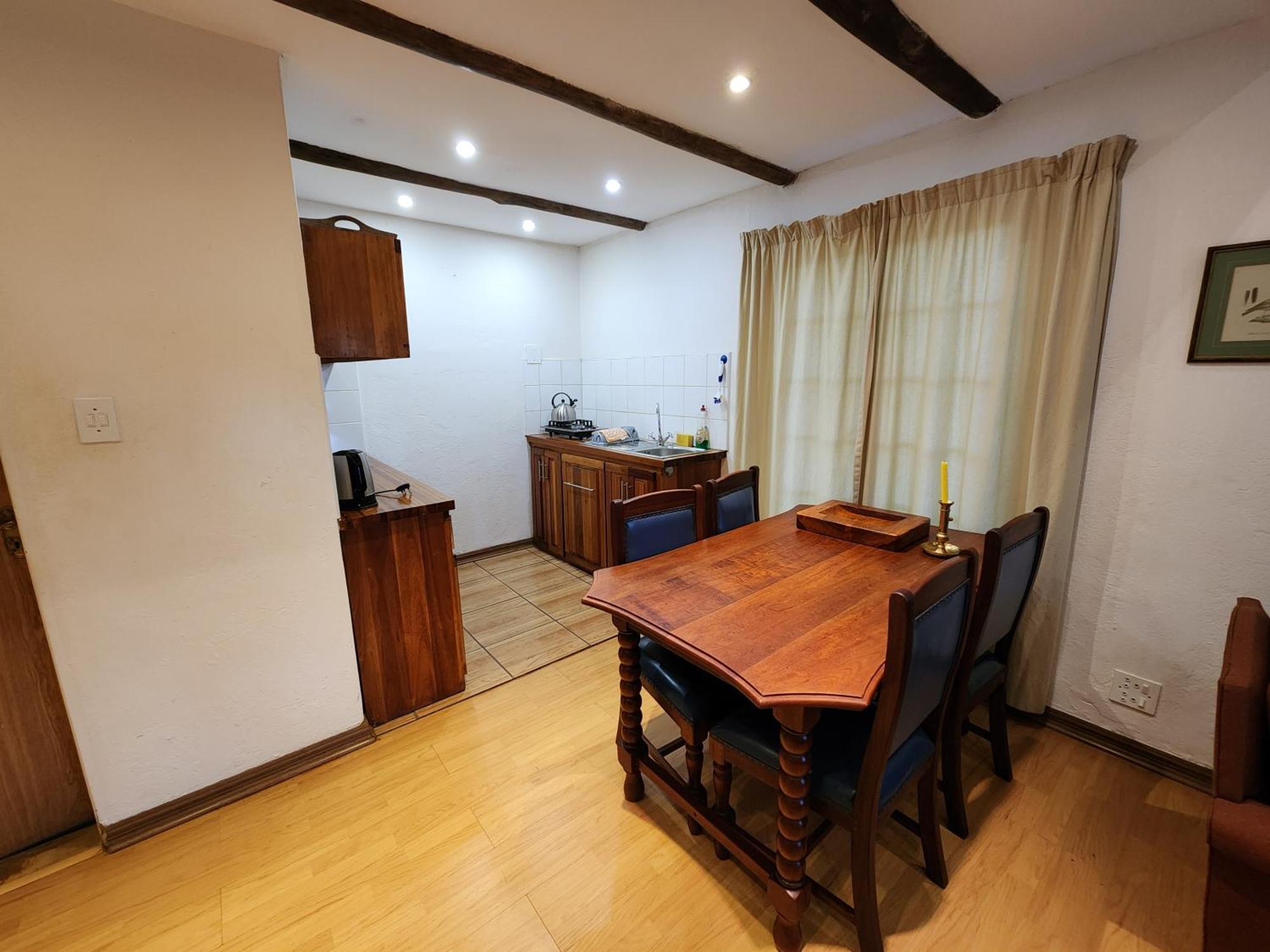 Softwaters Guesthouse Cottages Louis Trichardt Esterno foto
